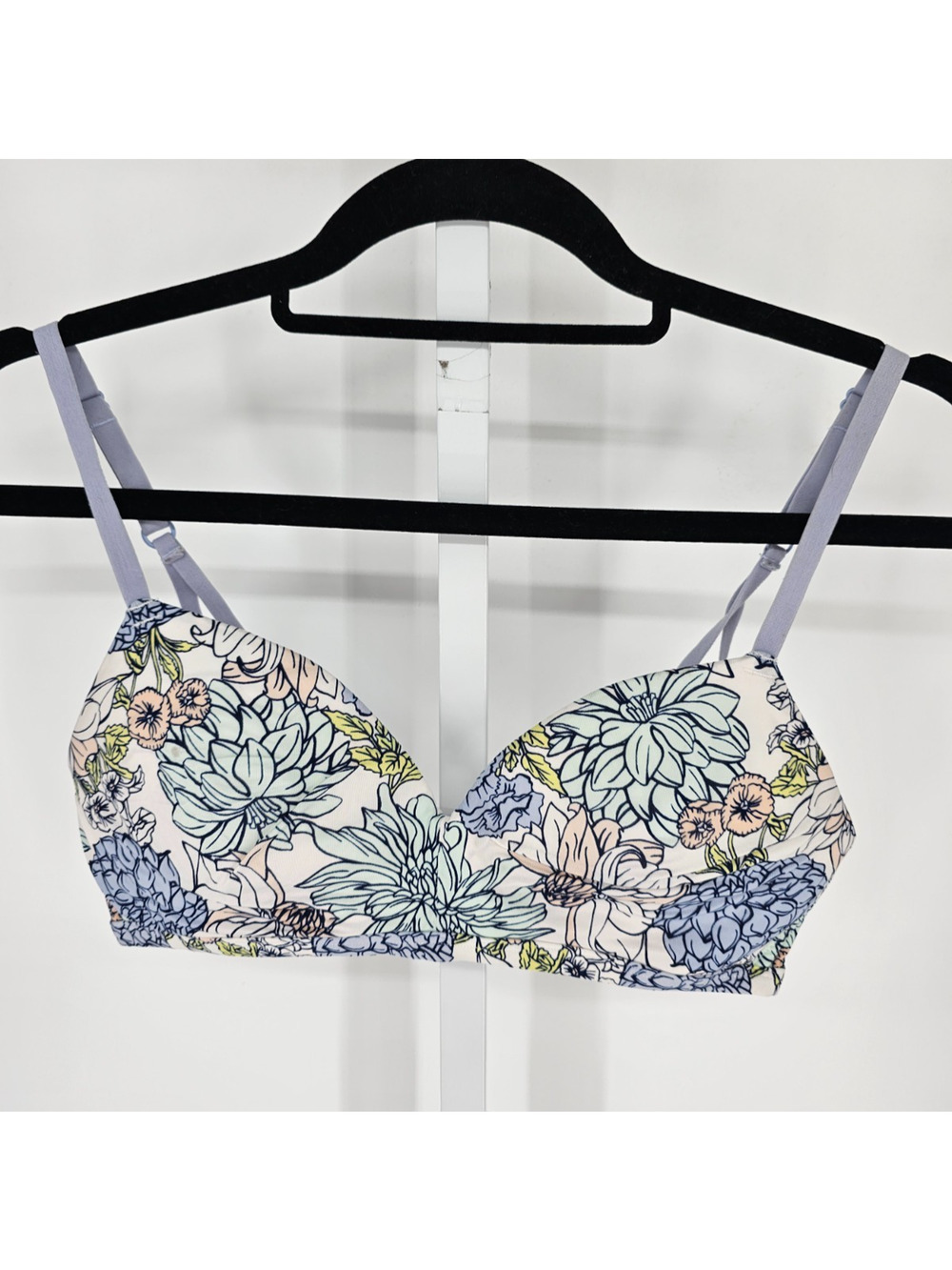 Kindly Yours Womens Sz 32D Lightly Padded Classic T Shirt Bra Pastel Floral